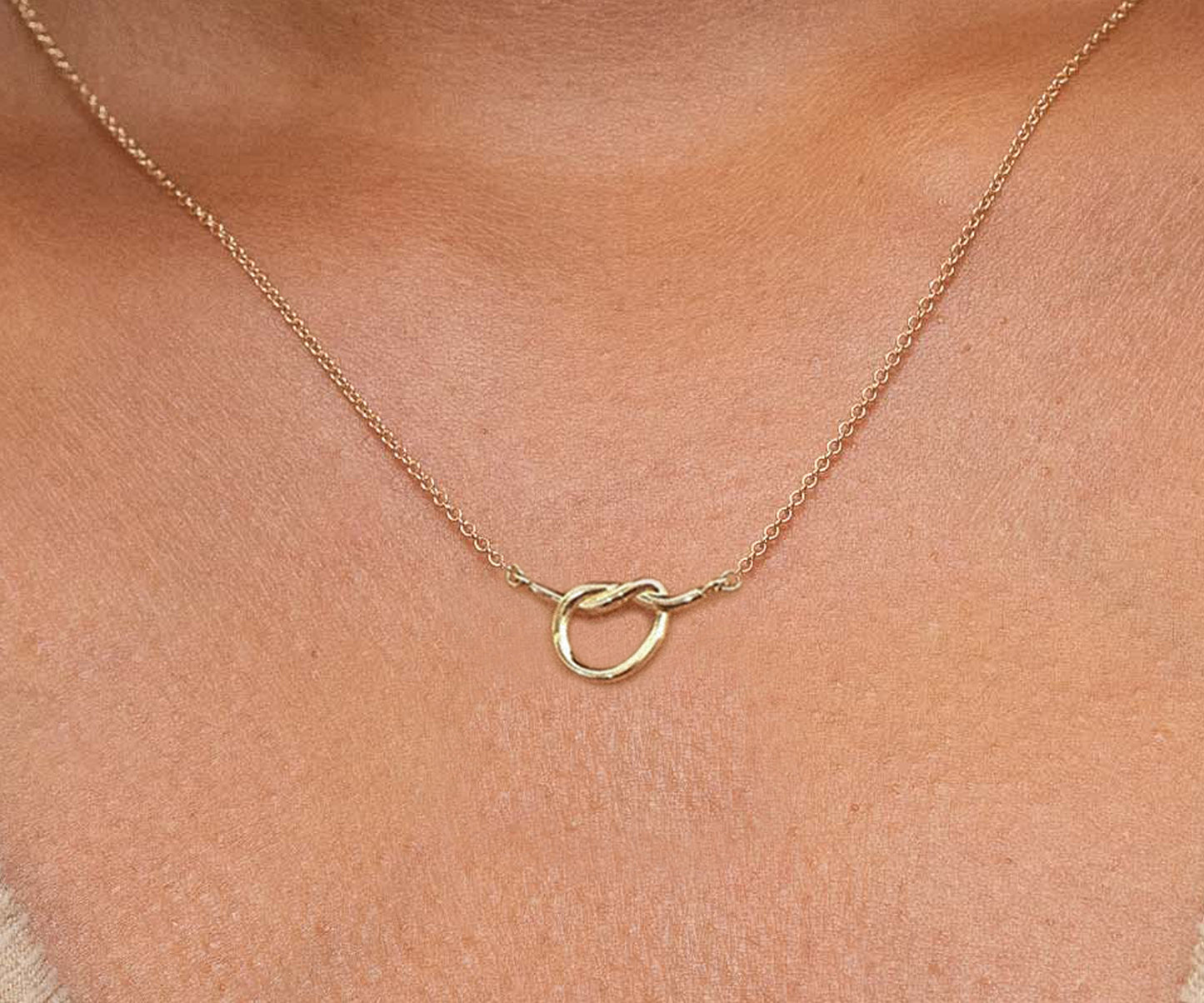 Solitaire Necklace in 14K Solid Gold,Delicate Necklace,Layering,Pendant Necklace