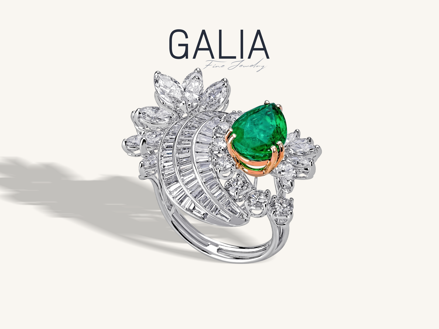 Diamond and Emerald Luxury Ring 18K Diamond 7,20 ct