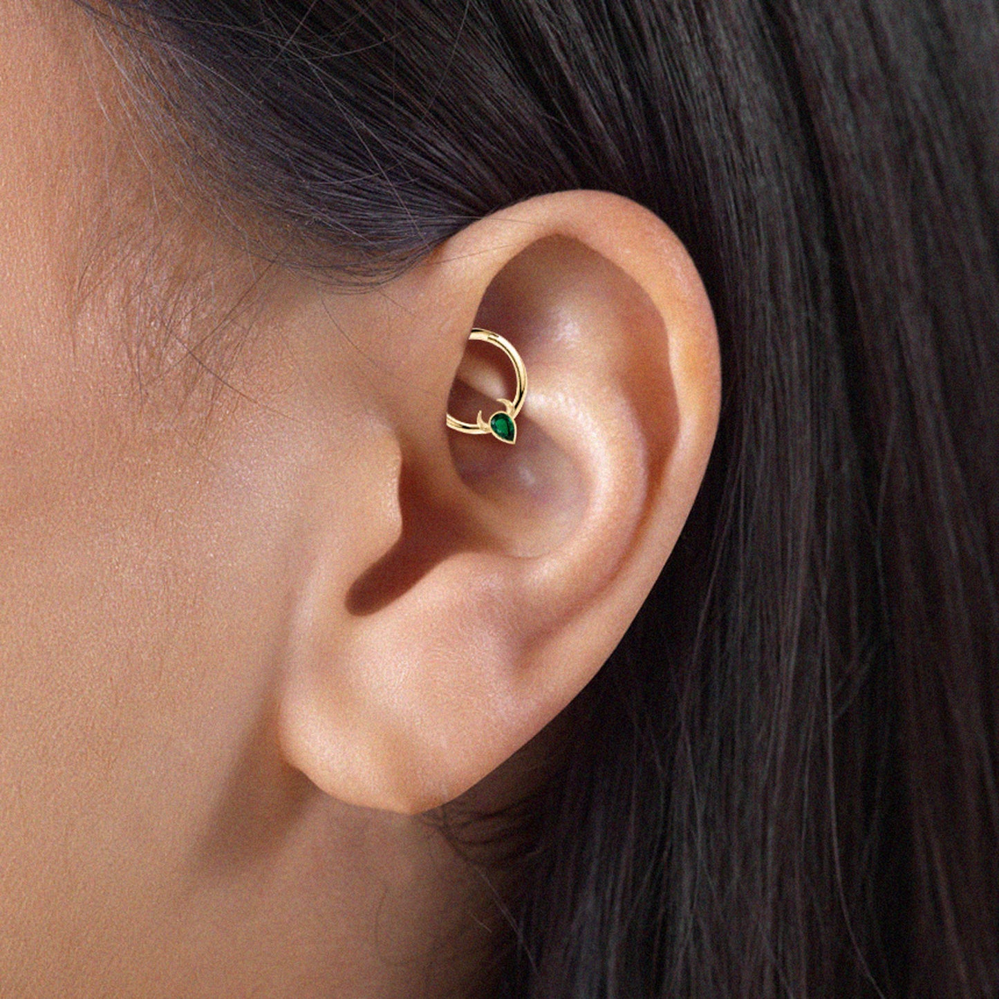 Cartilage Hoop Round Cut Emerald Bull's Clicker Piercing Single Daith Earring 14K Gold